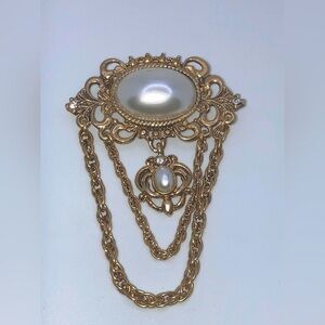 Vtg Art Nouveau Style Faux Pearl Rhinestone Chain Dangle Brooch 3” x 2”